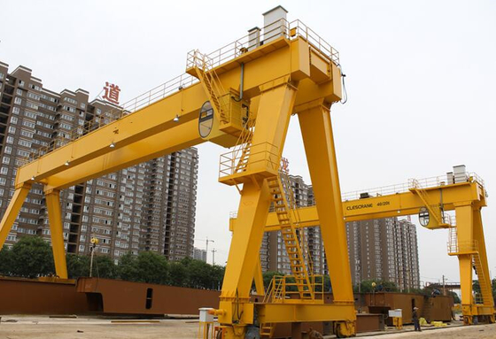 capacité de la grue de portique de 42M Span Trussed Type 75ton dans le chantier naval