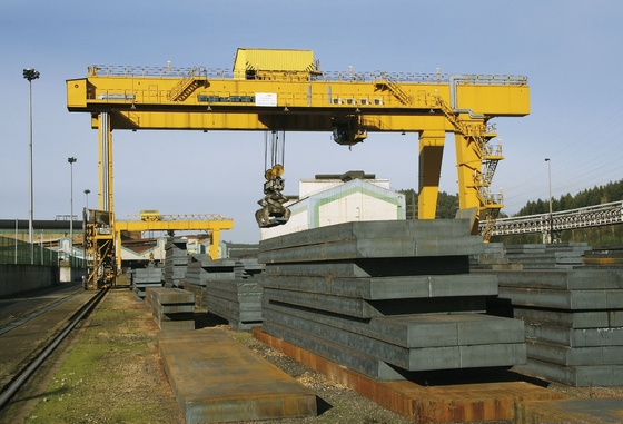 Modèle extérieur de MG Construction Gantry Crane 32ton dans l'usine en pierre