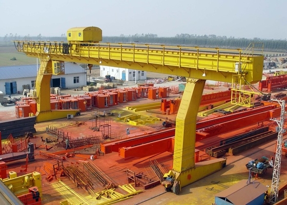 Grue de portique 5T-32T sur rail 380V 60HZ grue de marbre de pierre de 3 phases