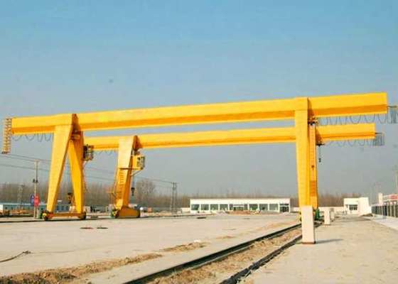 Grue de portique simple de poutre de 7M-40M Span Truss Beam 10 Ton For Cement Plant