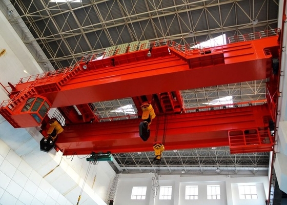 Grue de portique sur rail résistante d'ODM de pont roulant de poutre de double de QD 5-50/10T