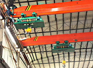 poutre simple Crane With Heat Resistance Shield aérien de fonderie de taille d'ascenseur de 6-20m