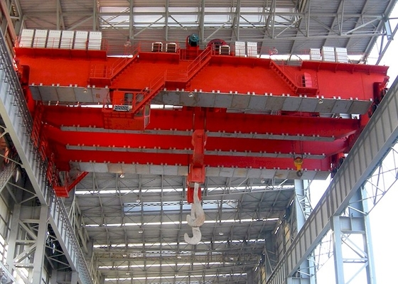 L'aciérie résistante à la chaleur Crane Cabin Heavy Duty Overhead de l'envergure 10.5m-31.5m tend le cou