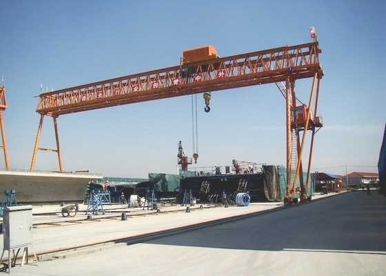 type contrôle de la botte 50T de Crane Equipment Remote Or Cabin de construction