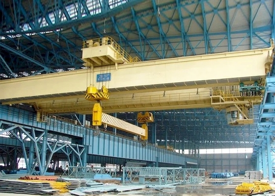 Contrôle de la cabine Grene aérienne à double poutre 5T-75T Capacité de levage