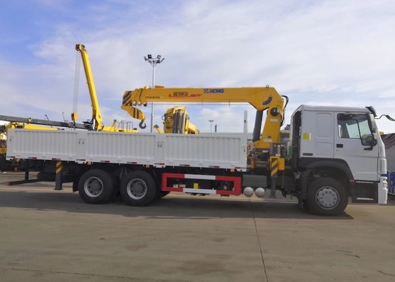 Grue 75km/H 88km/H 8 Ton Crane Truck de boom montée par camion de rendement élevé
