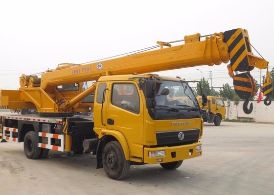 Le camion municipal de Ton Truck Crane Telescopic Boom de la tonne 16 de la construction 12 a monté la grue