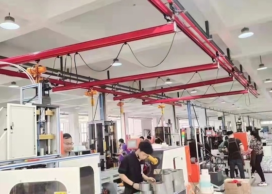 l'opération flexible KBK Crane Workstation 2T de 380V 50Hz a enfermé la grue de voie