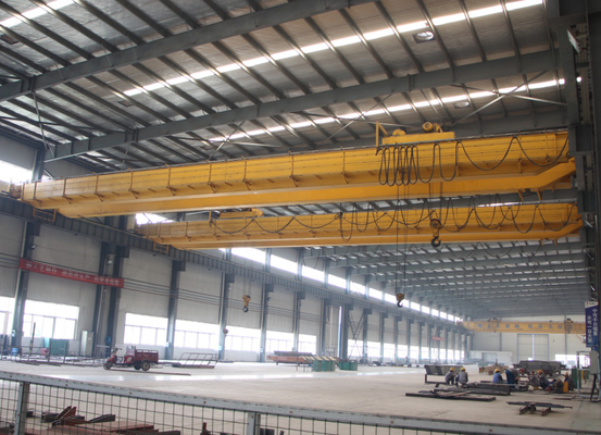 Double poutre Crane Heavy Duty Box Type de déplacement aérien électrique