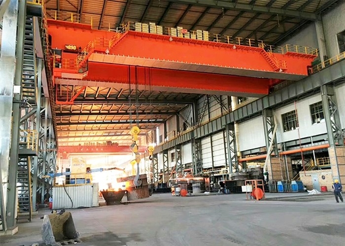 L'aciérie résistante à la chaleur Crane Cabin Heavy Duty Overhead de l'envergure 10.5m-31.5m tend le cou