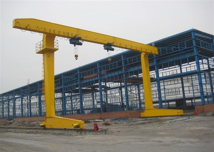 16 tonnes de grue mobile de type L chargement et déchargement d'objets lourds