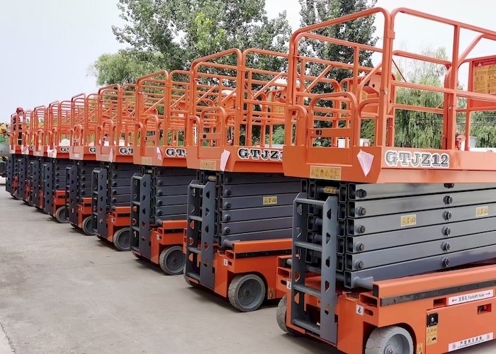 plate-forme mobile électrique autopropulsée de travail aérien de l'ascenseur 300kg de ciseaux de taille de 8m à de 14m